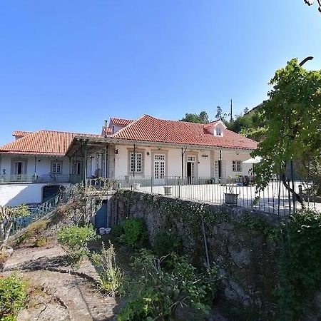 Casas Do Sameiro Vieira do Minho Luaran gambar