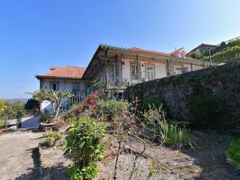 Casas Do Sameiro Vieira do Minho Luaran gambar